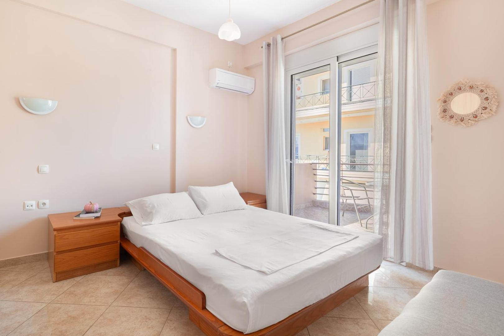 Appartement House In Eleusis Extérieur photo